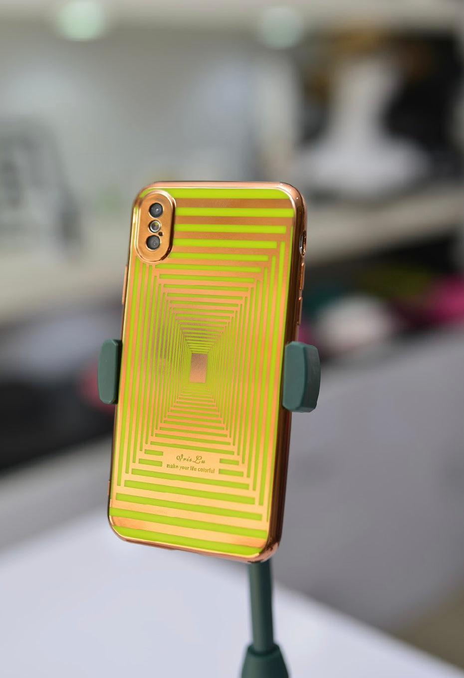 Green illusion Geometric Case For iPhone X