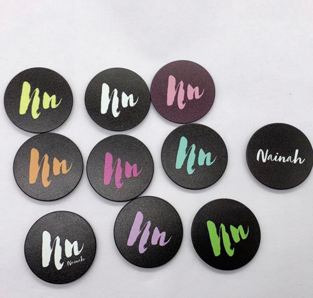 Nainah Matte phone grips