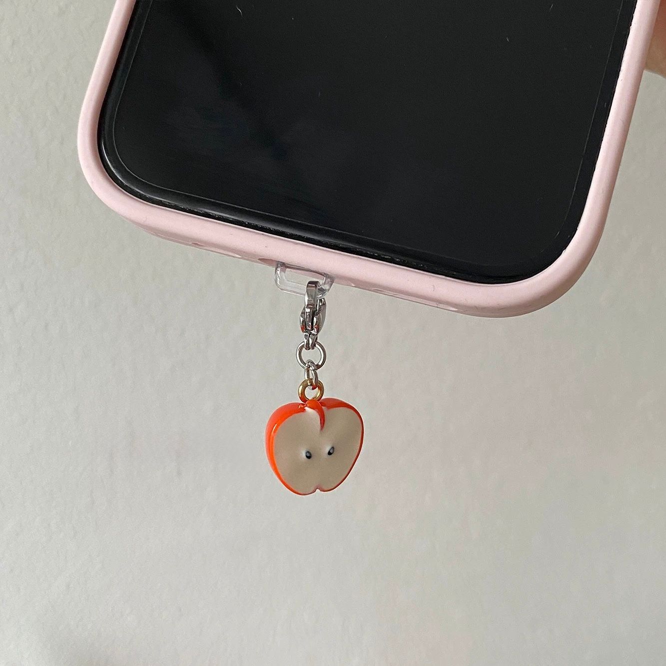 Apple phone chram