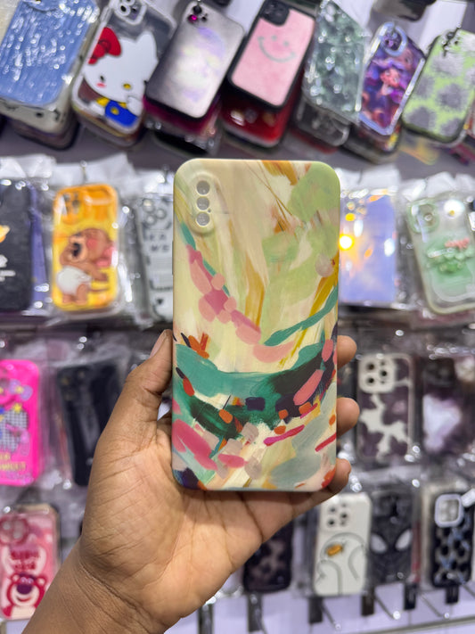 Multicolor case for iPhones