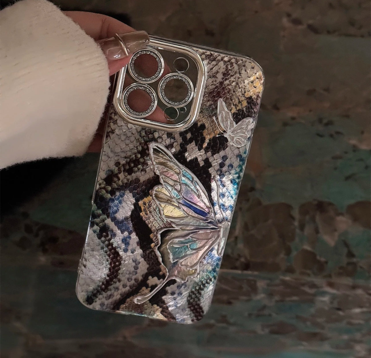 Artistic butterfly python pattern For iPhones