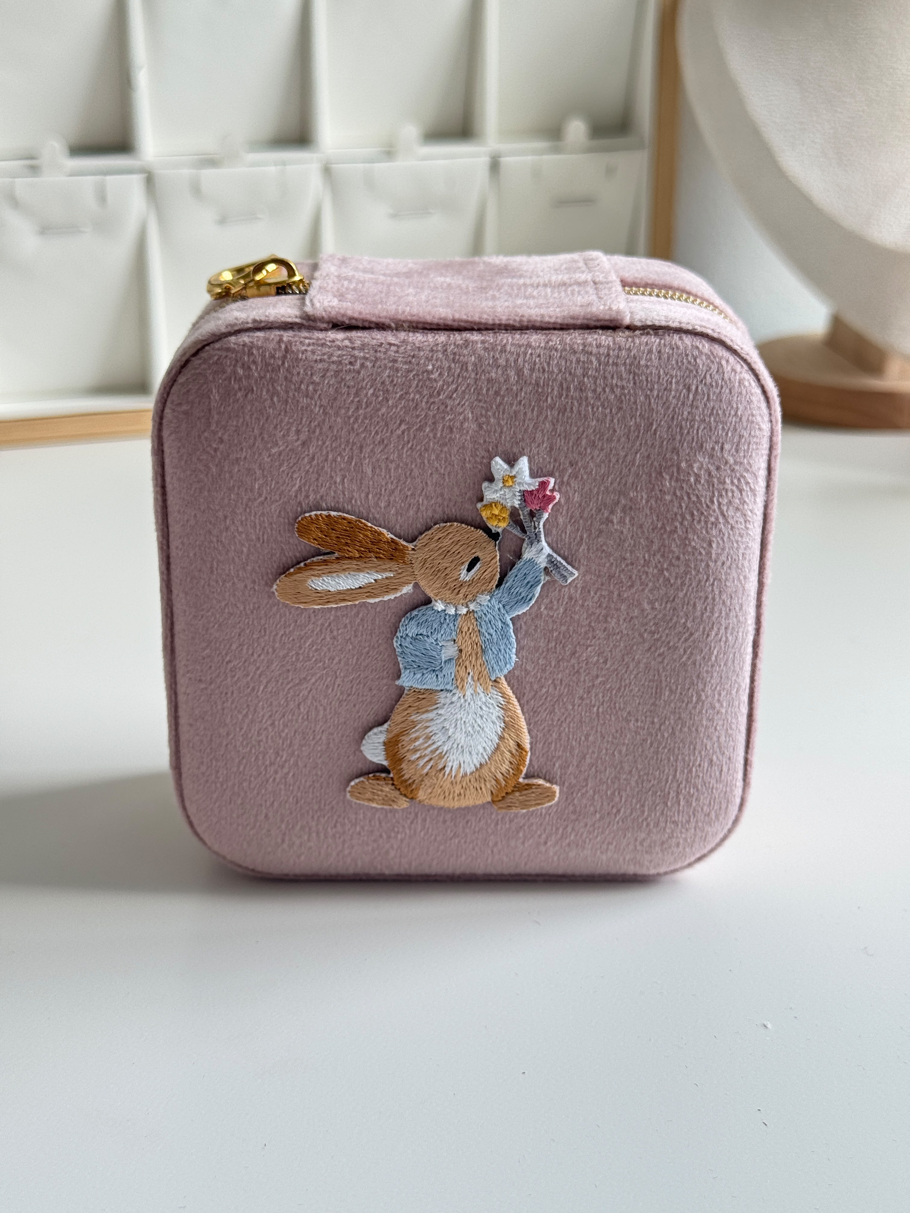Bunny velvet Jewelry Box