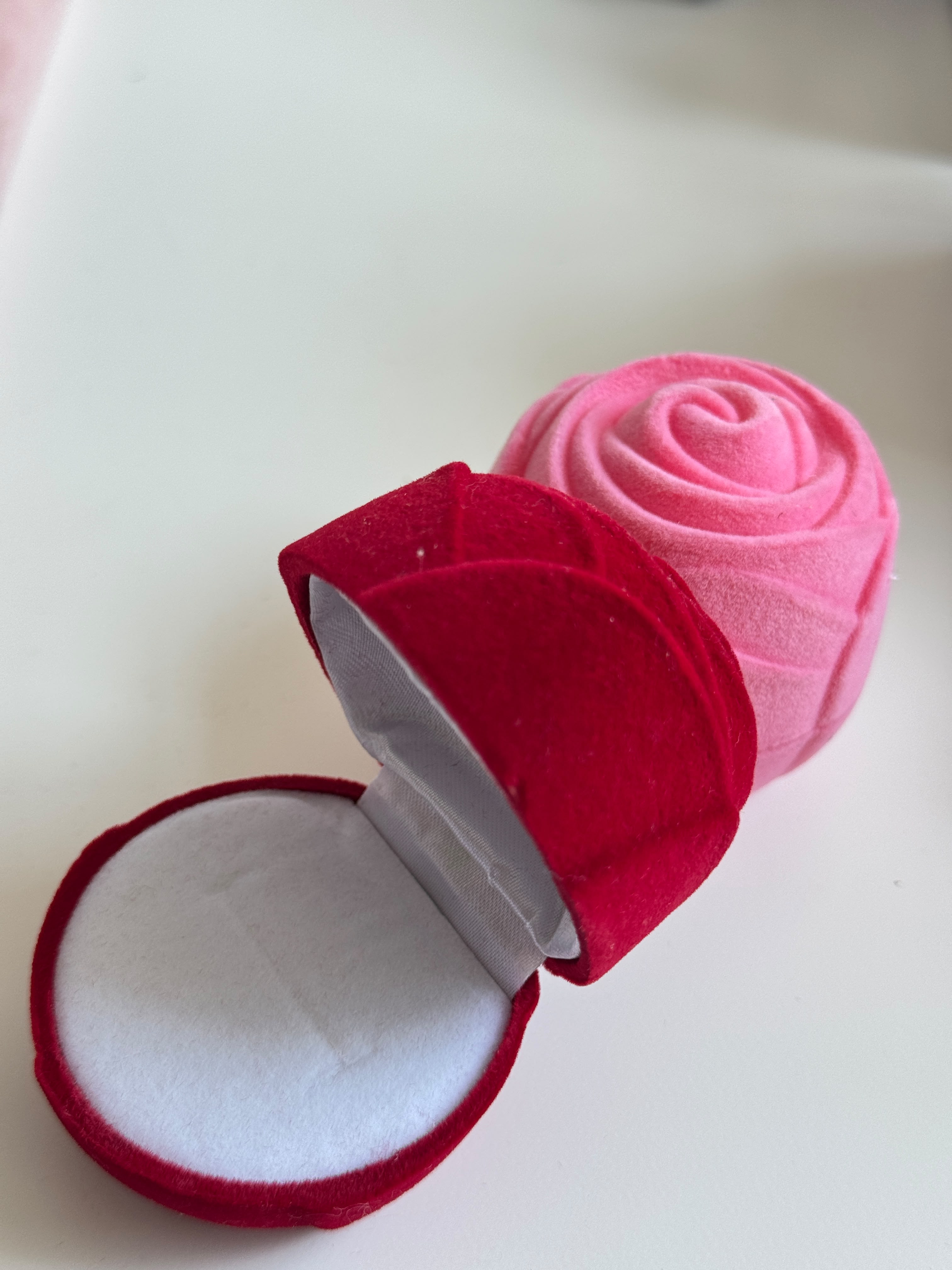 Rose velvet  Jewelry Box